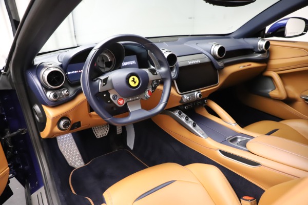 Used 2017 Ferrari GTC4Lusso for sale $209,900 at Pagani of Greenwich in Greenwich CT 06830 14