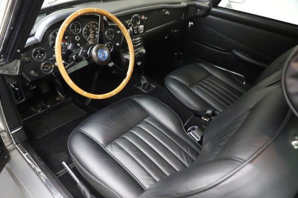 Used 1964 Aston Martin DB5 for sale Sold at Pagani of Greenwich in Greenwich CT 06830 15