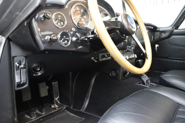 Used 1964 Aston Martin DB5 for sale Sold at Pagani of Greenwich in Greenwich CT 06830 18