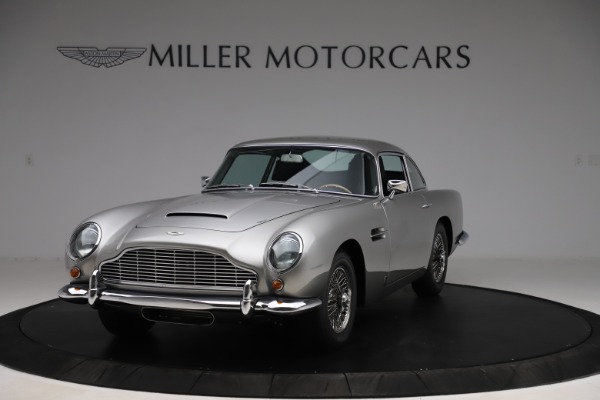 Used 1964 Aston Martin DB5 for sale Sold at Pagani of Greenwich in Greenwich CT 06830 2