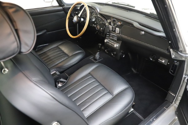 Used 1964 Aston Martin DB5 for sale Sold at Pagani of Greenwich in Greenwich CT 06830 24