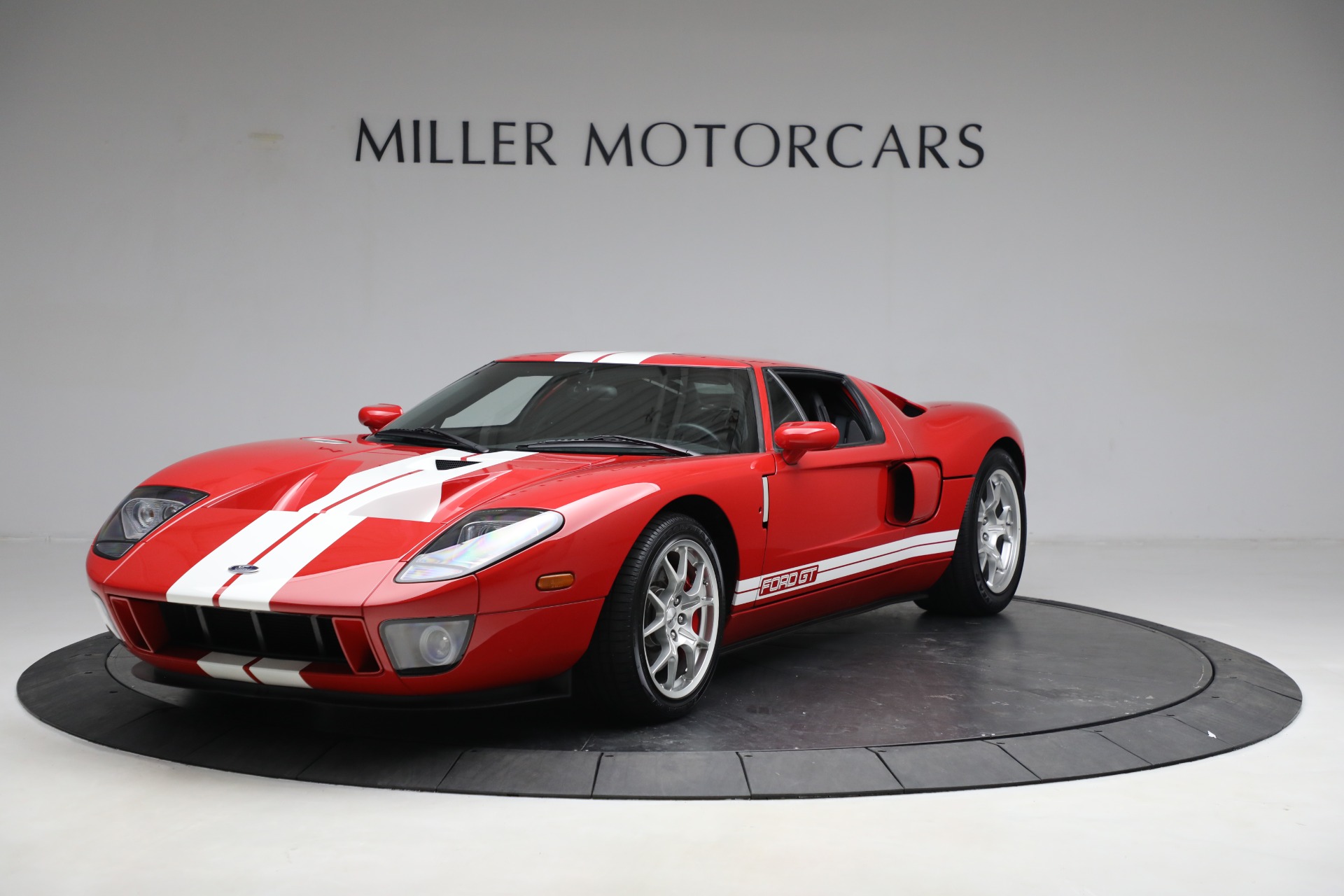 Used 2006 Ford GT for sale $425,900 at Pagani of Greenwich in Greenwich CT 06830 1