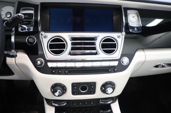 Used 2017 Rolls-Royce Dawn Base for sale Call for price at Pagani of Greenwich in Greenwich CT 06830 28
