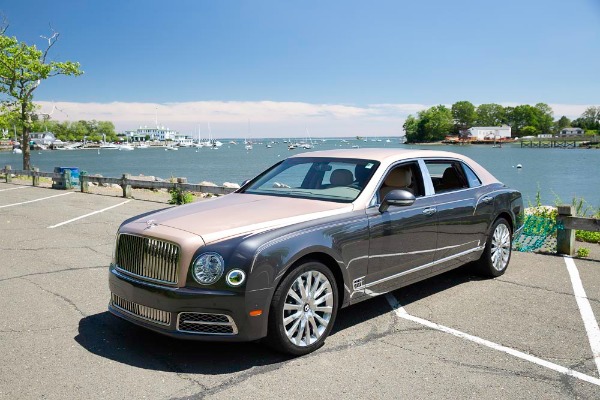 Used 2017 Bentley Mulsanne EWB for sale Sold at Pagani of Greenwich in Greenwich CT 06830 3