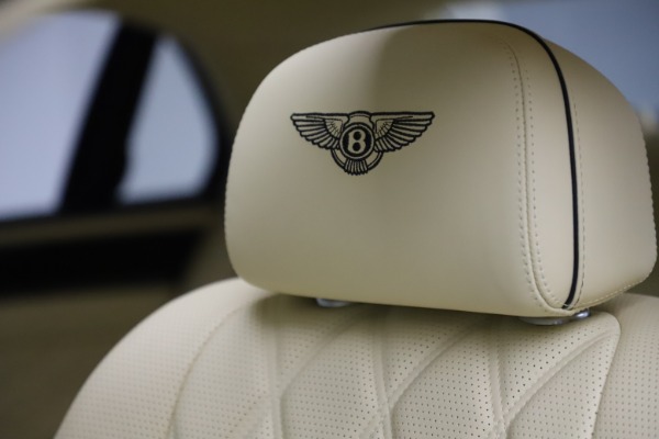 Used 2014 Bentley Flying Spur W12 for sale Sold at Pagani of Greenwich in Greenwich CT 06830 18