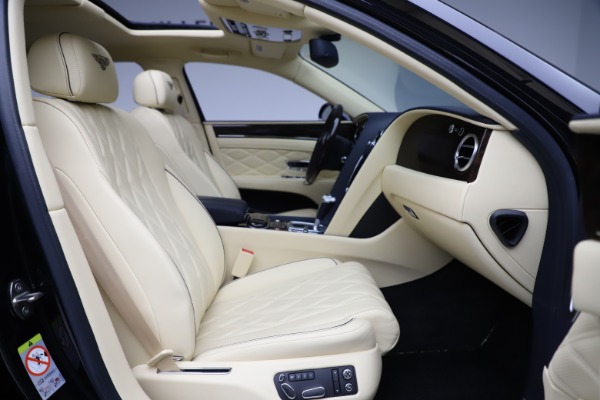 Used 2014 Bentley Flying Spur W12 for sale Sold at Pagani of Greenwich in Greenwich CT 06830 26