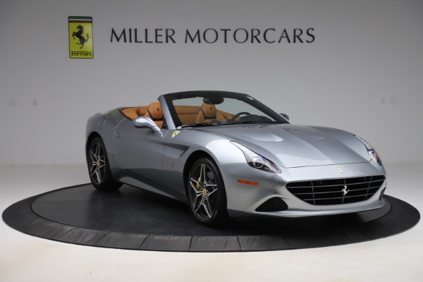 Used 2017 Ferrari California T for sale Sold at Pagani of Greenwich in Greenwich CT 06830 11