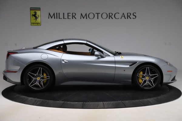 Used 2017 Ferrari California T for sale Sold at Pagani of Greenwich in Greenwich CT 06830 16