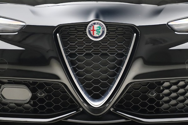 New 2020 Alfa Romeo Giulia Sport Q4 for sale Sold at Pagani of Greenwich in Greenwich CT 06830 13