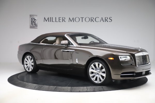 Used 2017 Rolls-Royce Dawn Base for sale $248,900 at Pagani of Greenwich in Greenwich CT 06830 19