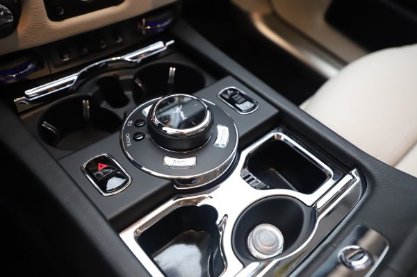 Used 2015 Rolls-Royce Ghost for sale $159,900 at Pagani of Greenwich in Greenwich CT 06830 21