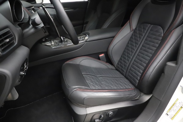 Used 2019 Maserati Levante Trofeo for sale $45,900 at Pagani of Greenwich in Greenwich CT 06830 14