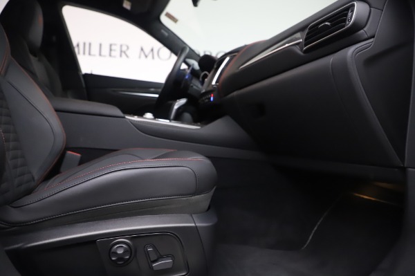 Used 2019 Maserati Levante Trofeo for sale $45,900 at Pagani of Greenwich in Greenwich CT 06830 22