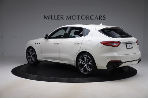 Used 2019 Maserati Levante Trofeo for sale $45,900 at Pagani of Greenwich in Greenwich CT 06830 3