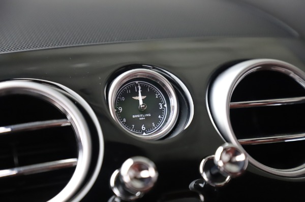 Used 2018 Bentley Flying Spur V8 S for sale $154,900 at Pagani of Greenwich in Greenwich CT 06830 26