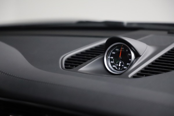 Used 2015 Porsche 911 Turbo for sale $123,900 at Pagani of Greenwich in Greenwich CT 06830 27