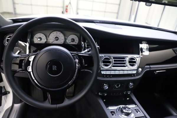 Used 2018 Rolls-Royce Ghost for sale $249,900 at Pagani of Greenwich in Greenwich CT 06830 15