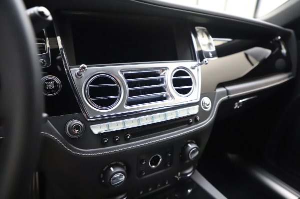Used 2018 Rolls-Royce Ghost for sale $249,900 at Pagani of Greenwich in Greenwich CT 06830 17
