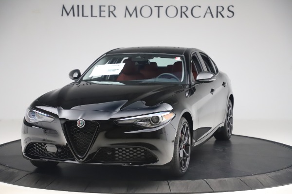 New 2020 Alfa Romeo Giulia Q4 for sale $48,445 at Pagani of Greenwich in Greenwich CT 06830 1