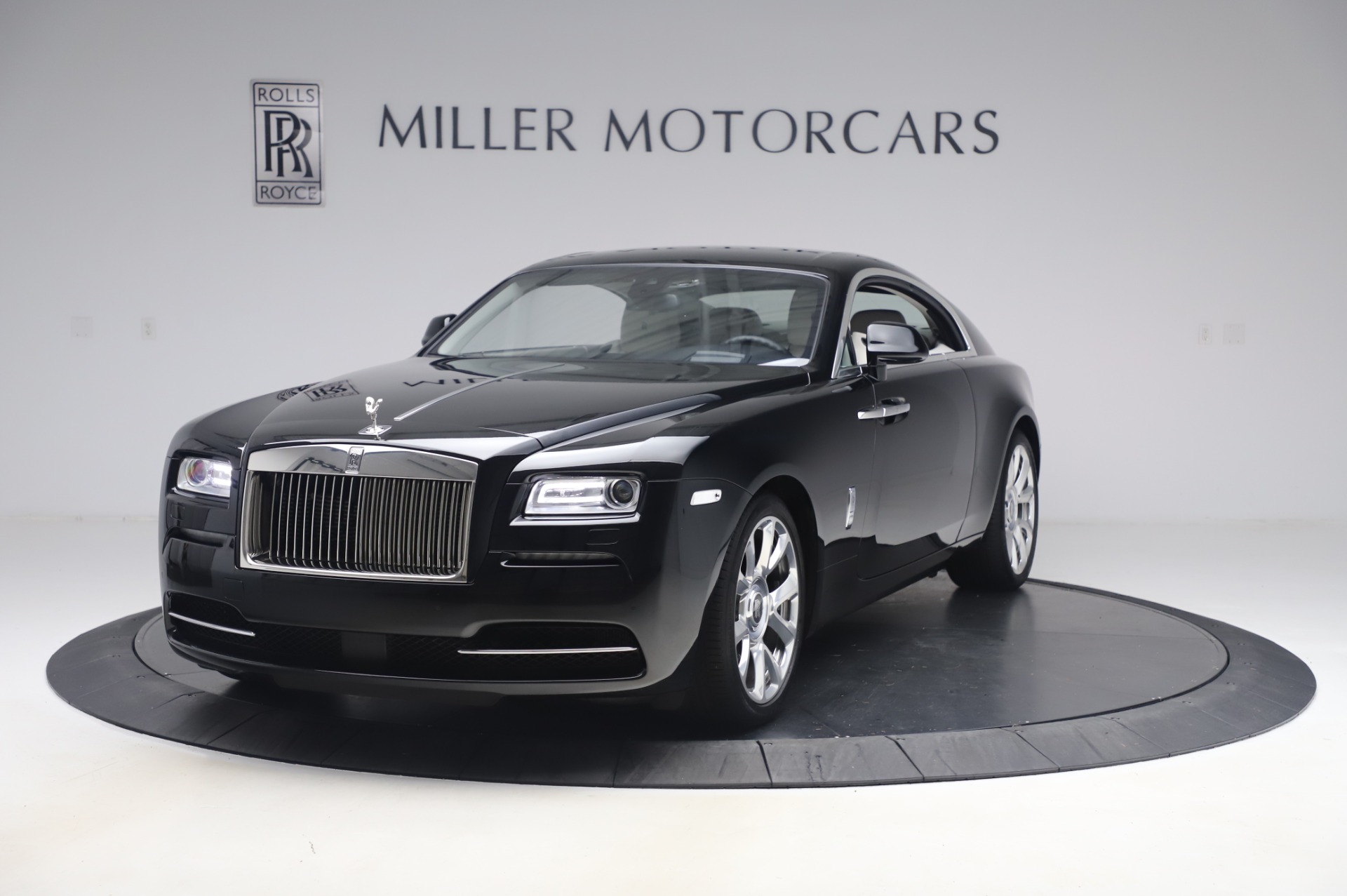 Used 2015 Rolls-Royce Wraith Base for sale $178,900 at Pagani of Greenwich in Greenwich CT 06830 1