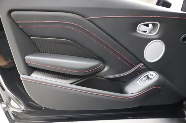 New 2020 Aston Martin Vantage Coupe for sale $181,981 at Pagani of Greenwich in Greenwich CT 06830 14