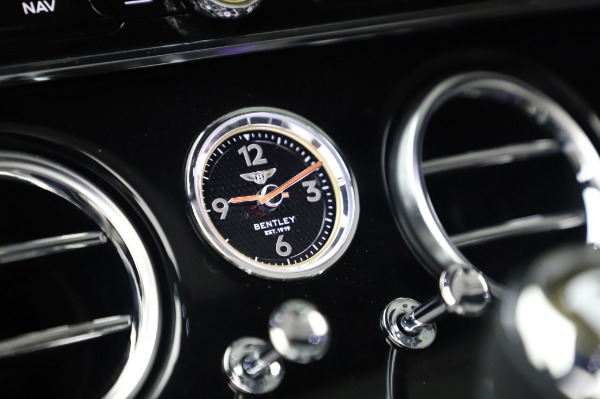 Used 2020 Bentley Continental GTC V8 for sale $199,900 at Pagani of Greenwich in Greenwich CT 06830 27