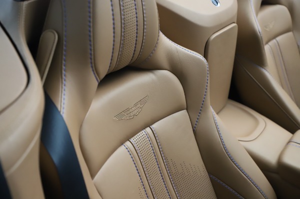 New 2021 Aston Martin Vantage Roadster for sale Sold at Pagani of Greenwich in Greenwich CT 06830 21