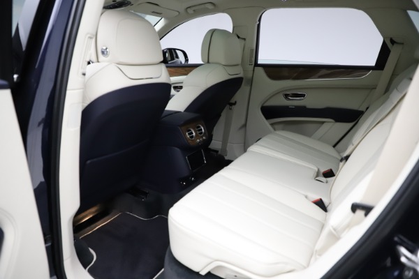 New 2021 Bentley Bentayga V8 for sale Sold at Pagani of Greenwich in Greenwich CT 06830 23