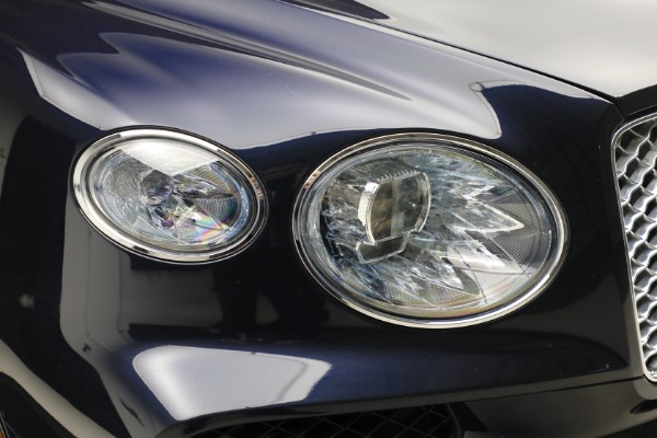 Used 2021 Bentley Bentayga V8 for sale $133,900 at Pagani of Greenwich in Greenwich CT 06830 15