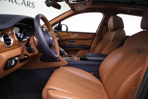 Used 2021 Bentley Bentayga V8 for sale $133,900 at Pagani of Greenwich in Greenwich CT 06830 19