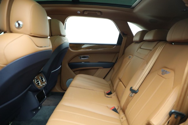 Used 2021 Bentley Bentayga V8 for sale $133,900 at Pagani of Greenwich in Greenwich CT 06830 23