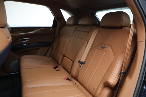 Used 2021 Bentley Bentayga V8 for sale $133,900 at Pagani of Greenwich in Greenwich CT 06830 24