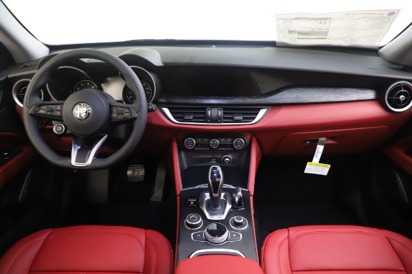 New 2020 Alfa Romeo Stelvio Q4 for sale Sold at Pagani of Greenwich in Greenwich CT 06830 17