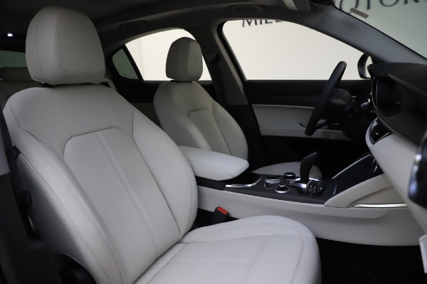 New 2020 Alfa Romeo Stelvio Ti Q4 for sale $52,895 at Pagani of Greenwich in Greenwich CT 06830 22