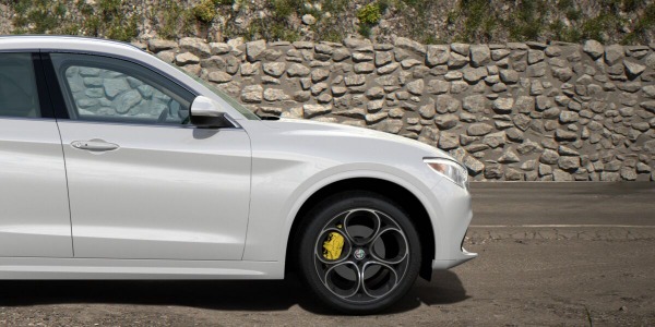 New 2020 Alfa Romeo Stelvio Ti Lusso Q4 for sale $55,045 at Pagani of Greenwich in Greenwich CT 06830 3