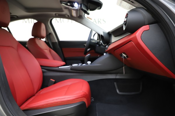 New 2020 Alfa Romeo Giulia Ti Q4 for sale Sold at Pagani of Greenwich in Greenwich CT 06830 24