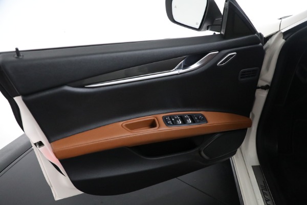 Used 2020 Maserati Ghibli S Q4 for sale Sold at Pagani of Greenwich in Greenwich CT 06830 27