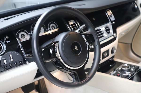 Used 2014 Rolls-Royce Wraith for sale Sold at Pagani of Greenwich in Greenwich CT 06830 16