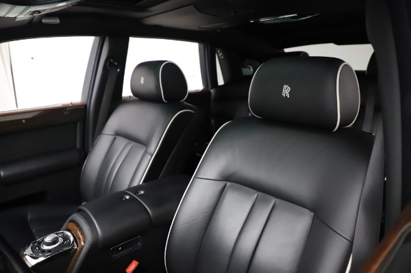 Used 2014 Rolls-Royce Phantom for sale Sold at Pagani of Greenwich in Greenwich CT 06830 12