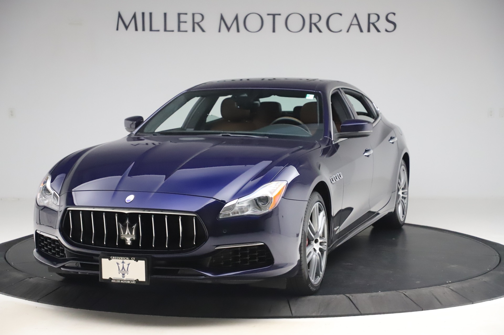 Used 2017 Maserati Quattroporte S Q4 GranLusso for sale Sold at Pagani of Greenwich in Greenwich CT 06830 1