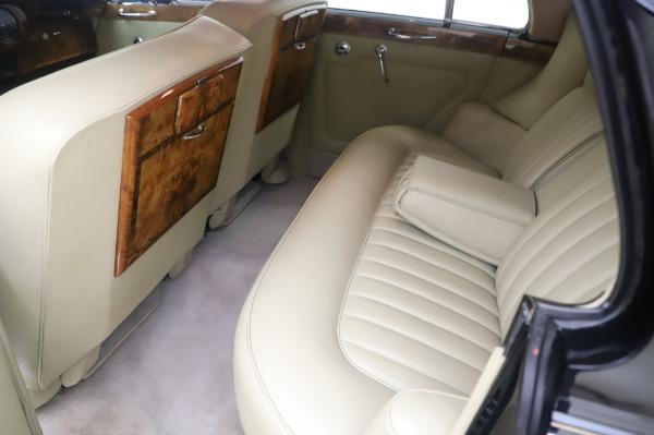 Used 1965 Rolls-Royce Silver Cloud III for sale Sold at Pagani of Greenwich in Greenwich CT 06830 19