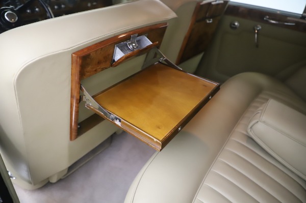 Used 1965 Rolls-Royce Silver Cloud III for sale Sold at Pagani of Greenwich in Greenwich CT 06830 20