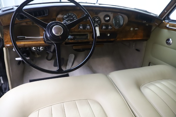 Used 1965 Rolls-Royce Silver Cloud III for sale Sold at Pagani of Greenwich in Greenwich CT 06830 21