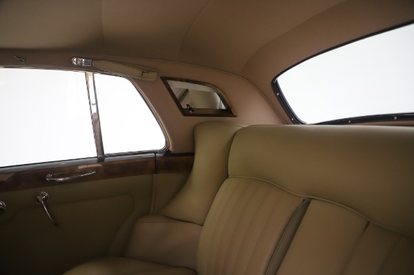 Used 1965 Rolls-Royce Silver Cloud III for sale Sold at Pagani of Greenwich in Greenwich CT 06830 22