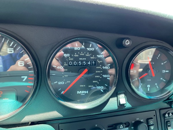 Used 1998 Porsche 911 Carrera 4S for sale Sold at Pagani of Greenwich in Greenwich CT 06830 27