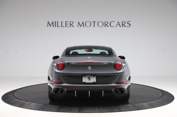 Used 2015 Ferrari California T for sale Sold at Pagani of Greenwich in Greenwich CT 06830 18