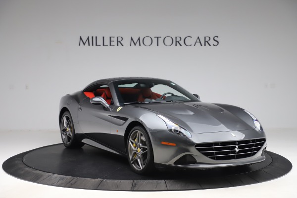 Used 2015 Ferrari California T for sale Sold at Pagani of Greenwich in Greenwich CT 06830 23