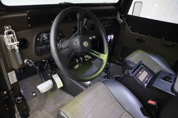 Used 1974 Toyota FJ44 Icon for sale $249,900 at Pagani of Greenwich in Greenwich CT 06830 16