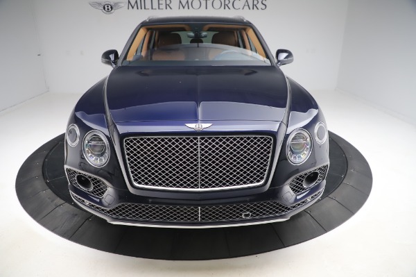 Used 2018 Bentley Bentayga W12 Signature Edition for sale Sold at Pagani of Greenwich in Greenwich CT 06830 13