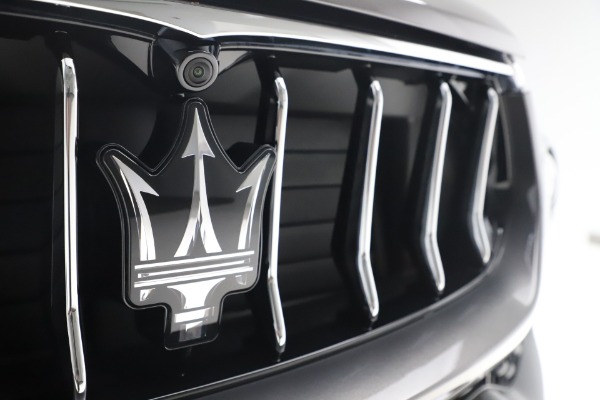New 2020 Maserati Levante S Q4 GranLusso for sale $100,485 at Pagani of Greenwich in Greenwich CT 06830 13